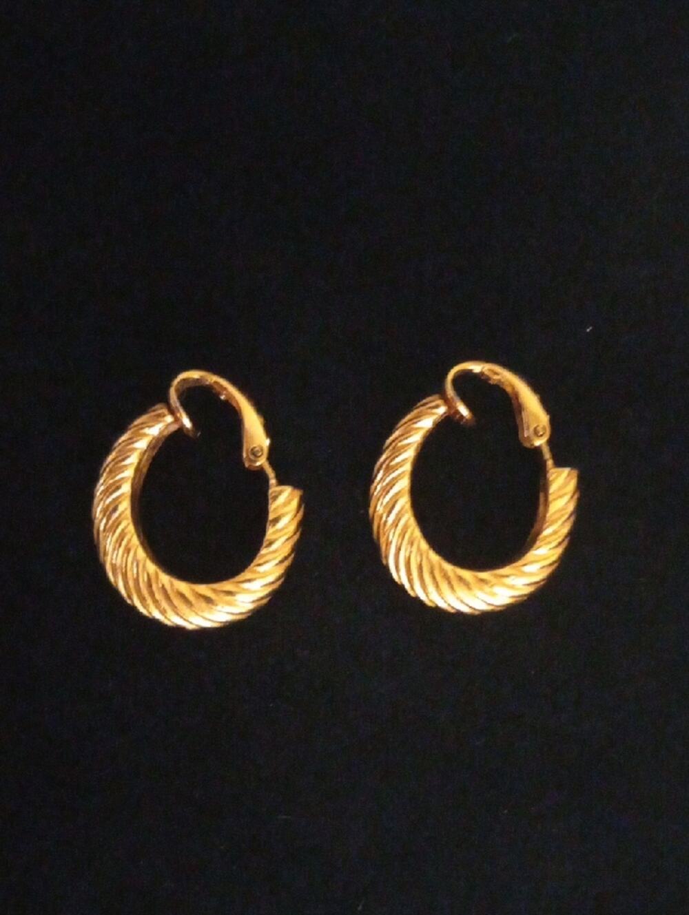 Classic Vintage Signed CROWN TRIFARI Twisted Hoop Earrings in Gold-Tone
